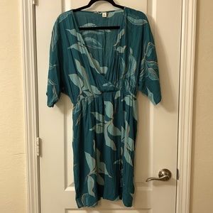 Roxy NWOT green leaf-print beach dress cover-up size L